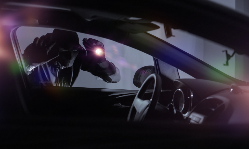 8 car theft prevention tips